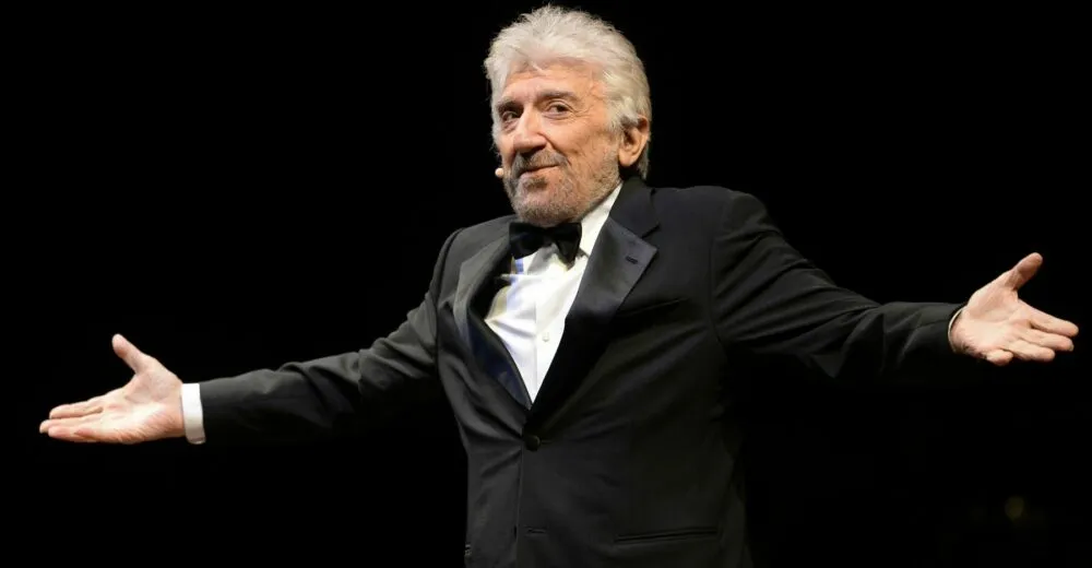 addio gigi proietti 80 anni e una carriera incredibile su ogni palcoscenico e1604312822570
