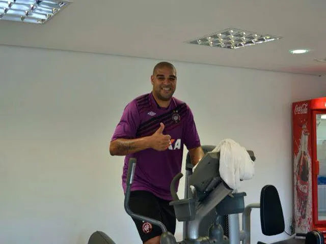 adriano cyclette atletico paranaense
