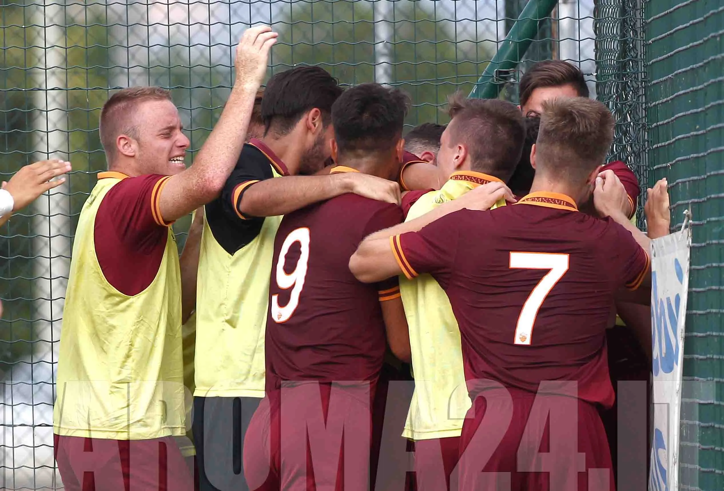 allievi esultanza gol roma palermo 120614 mancini