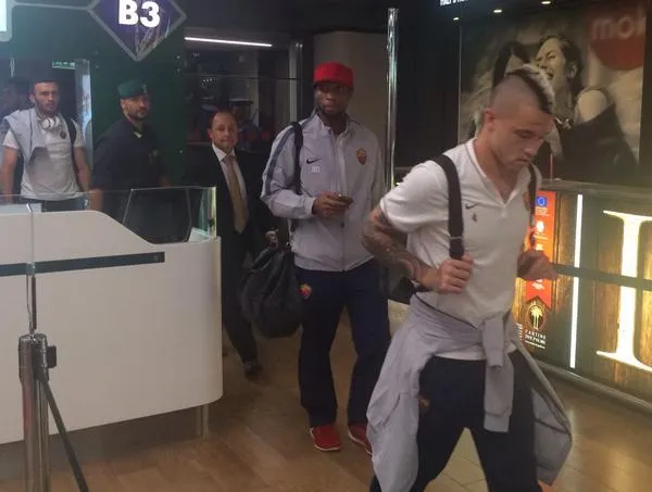 arrivo a roma keita nainggolan foto as roma