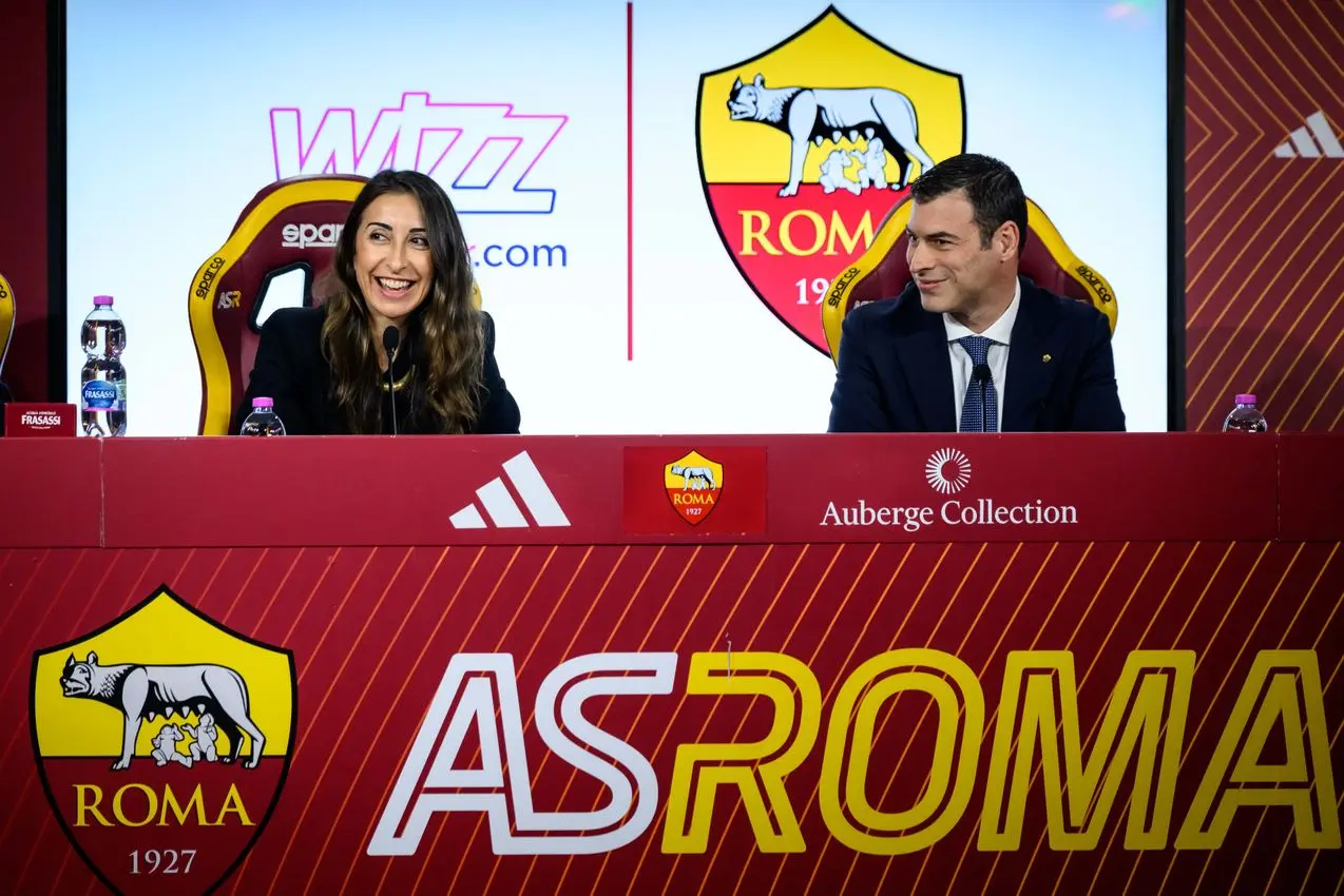 as roma partnership sponsor wizz air michael gandler silvia mosquera
