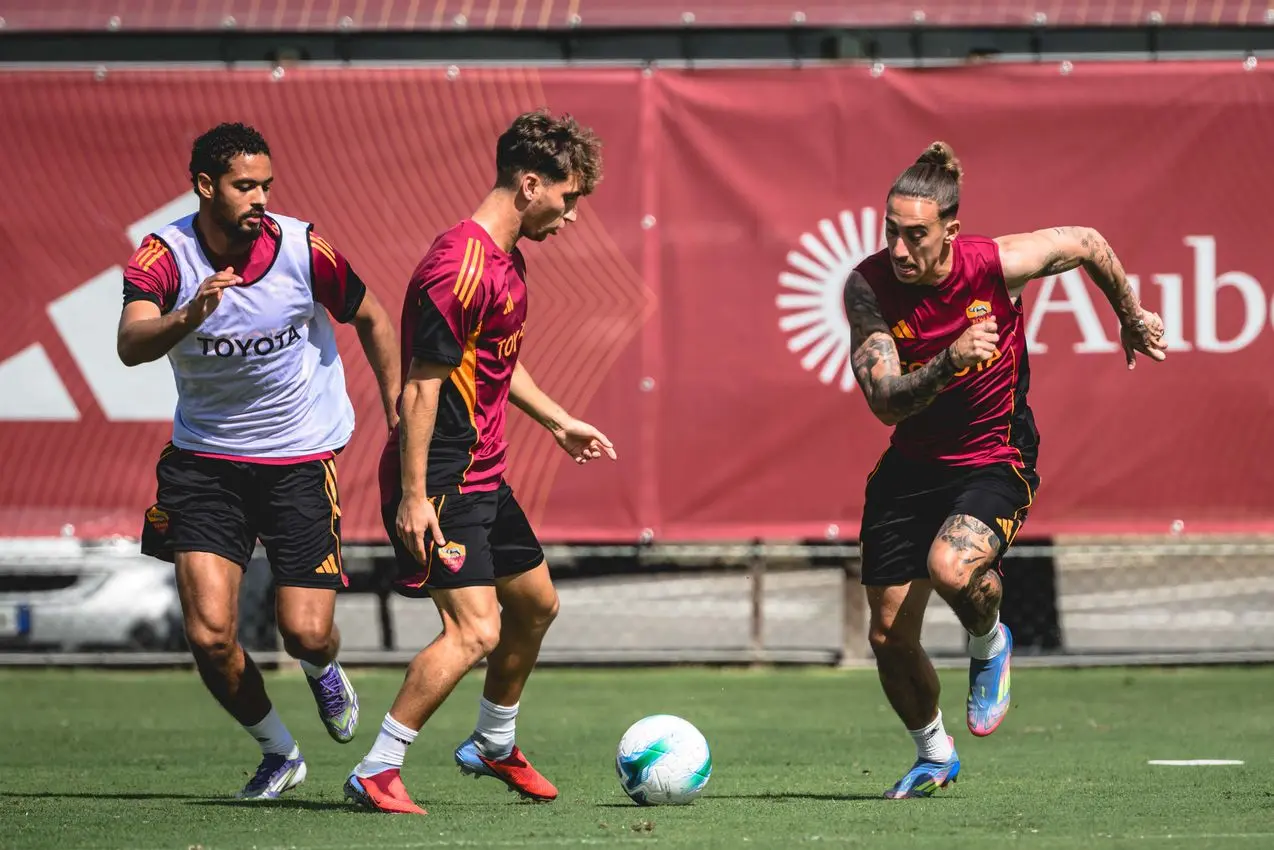 baldanzi e tsimikas trigoria