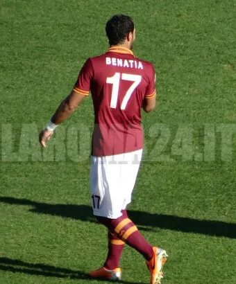 benatia spalle piccola