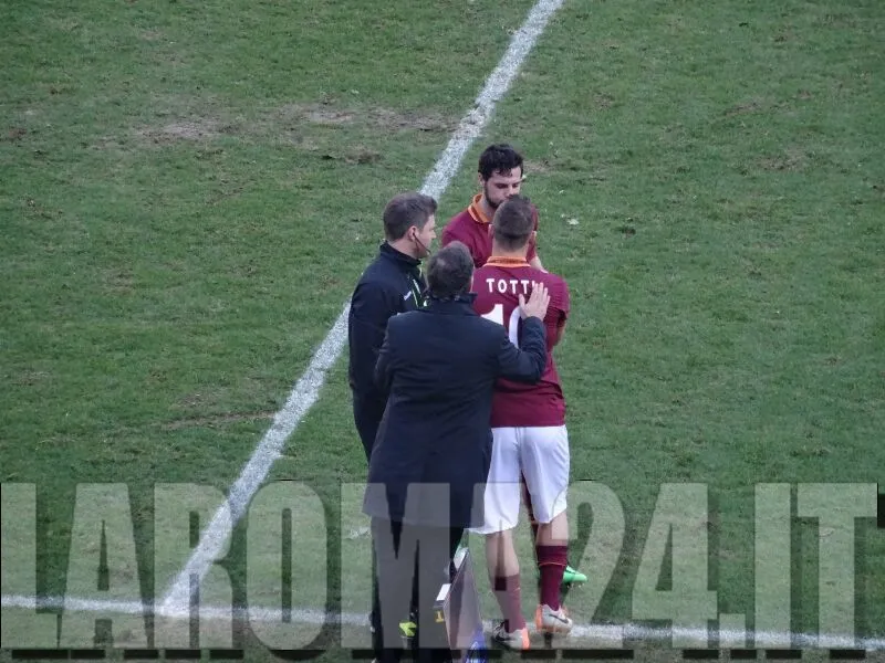 cambio destro totti roma verona 26 1 141