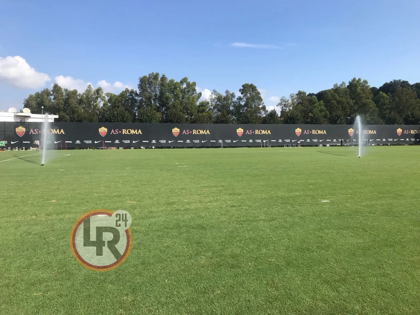 campo trigoria innaffiato