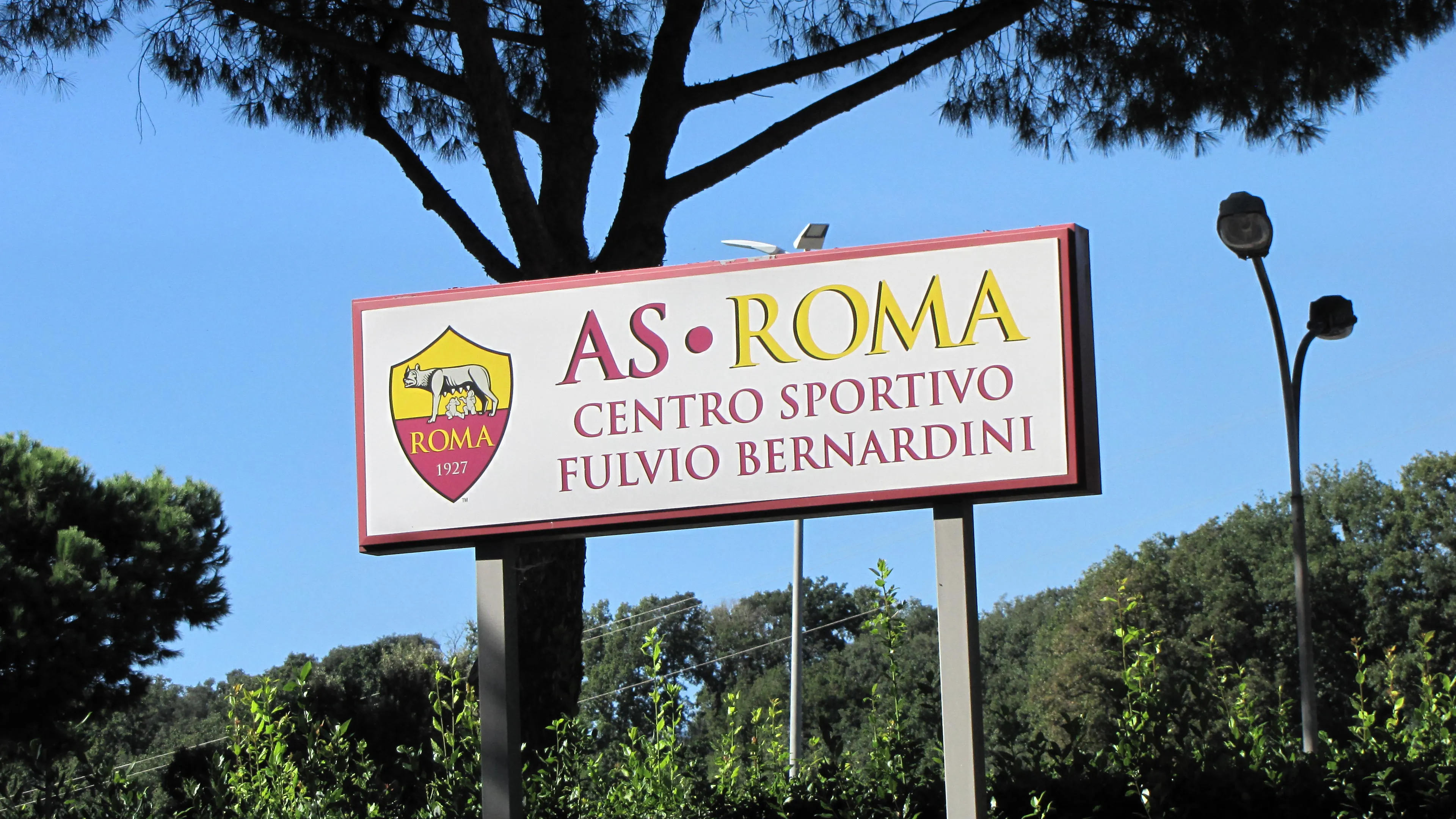 cartello ingresso trigoria
