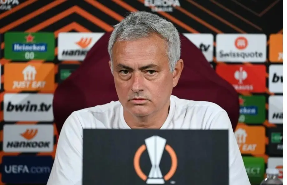 conf roma betis mourinho