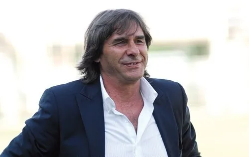 conti bruno sorriso