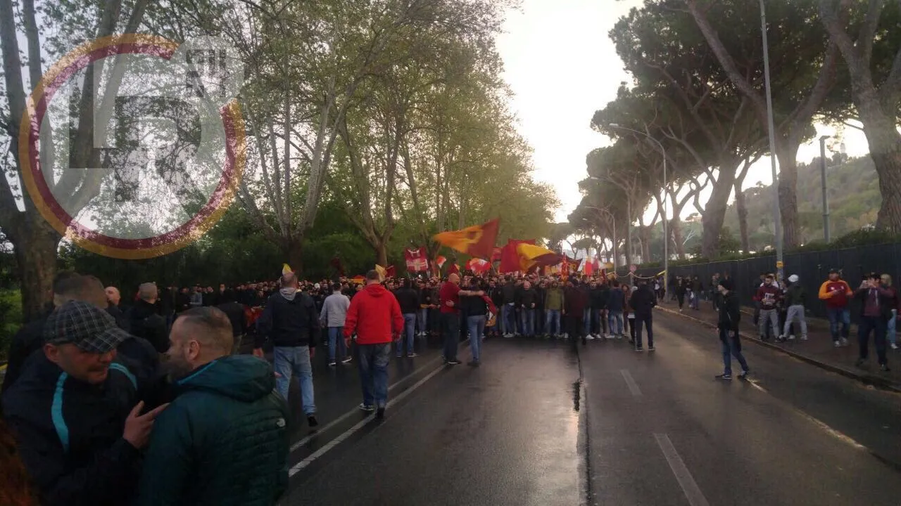 corteo tifosi