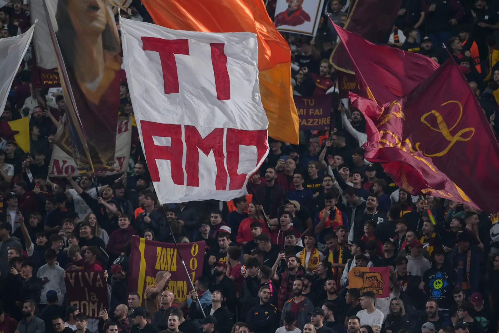 curva sud bandiera ti amo