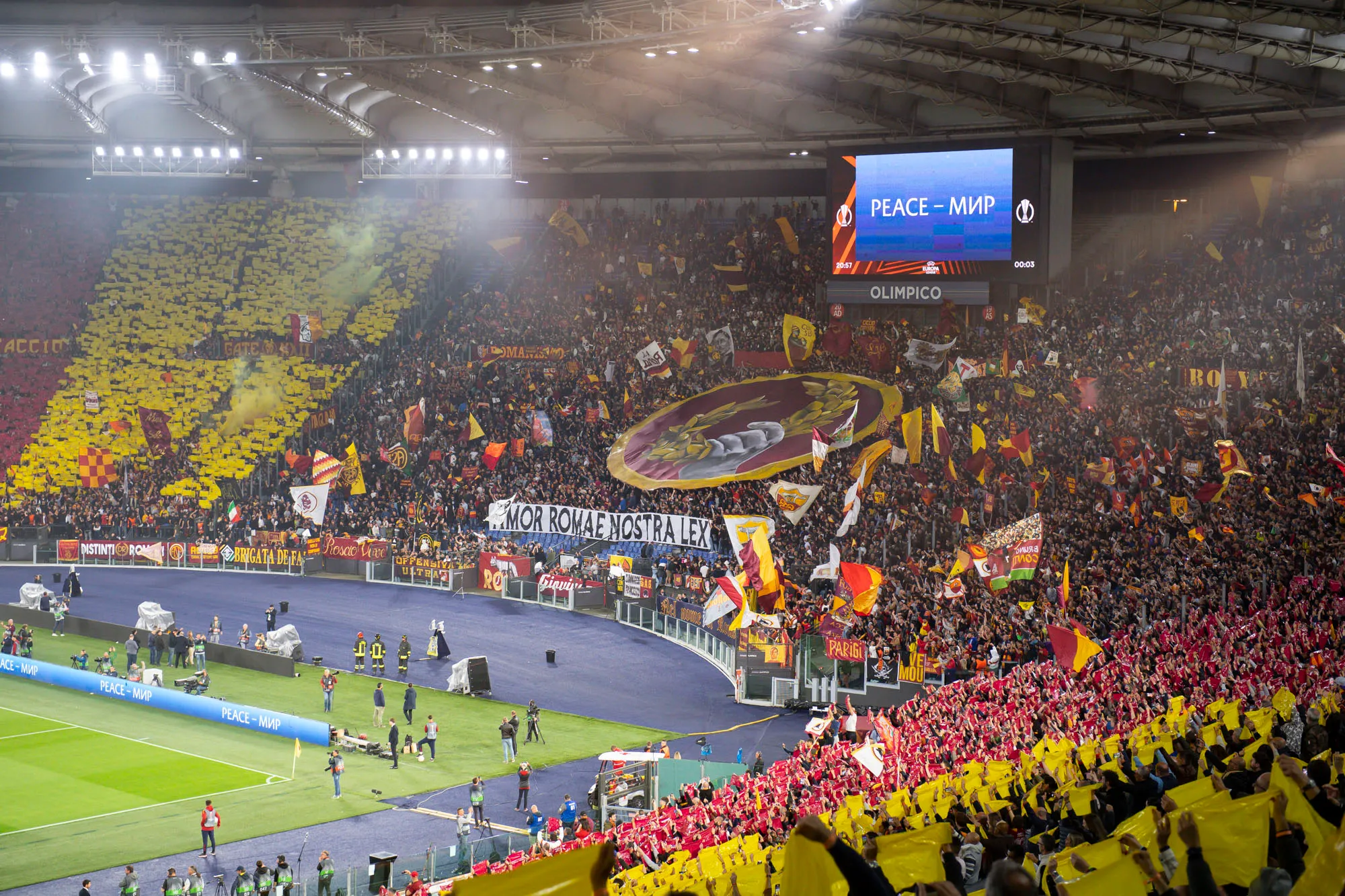 curva sud roma bayer
