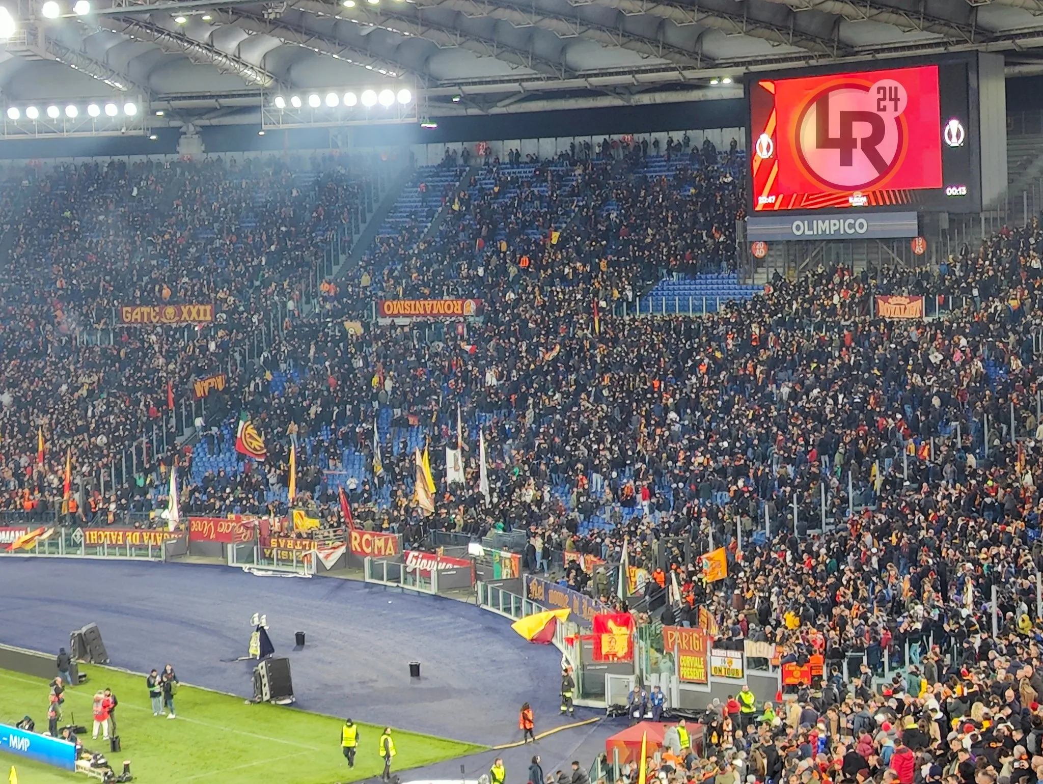 curva sud striscioni roma salisburgo