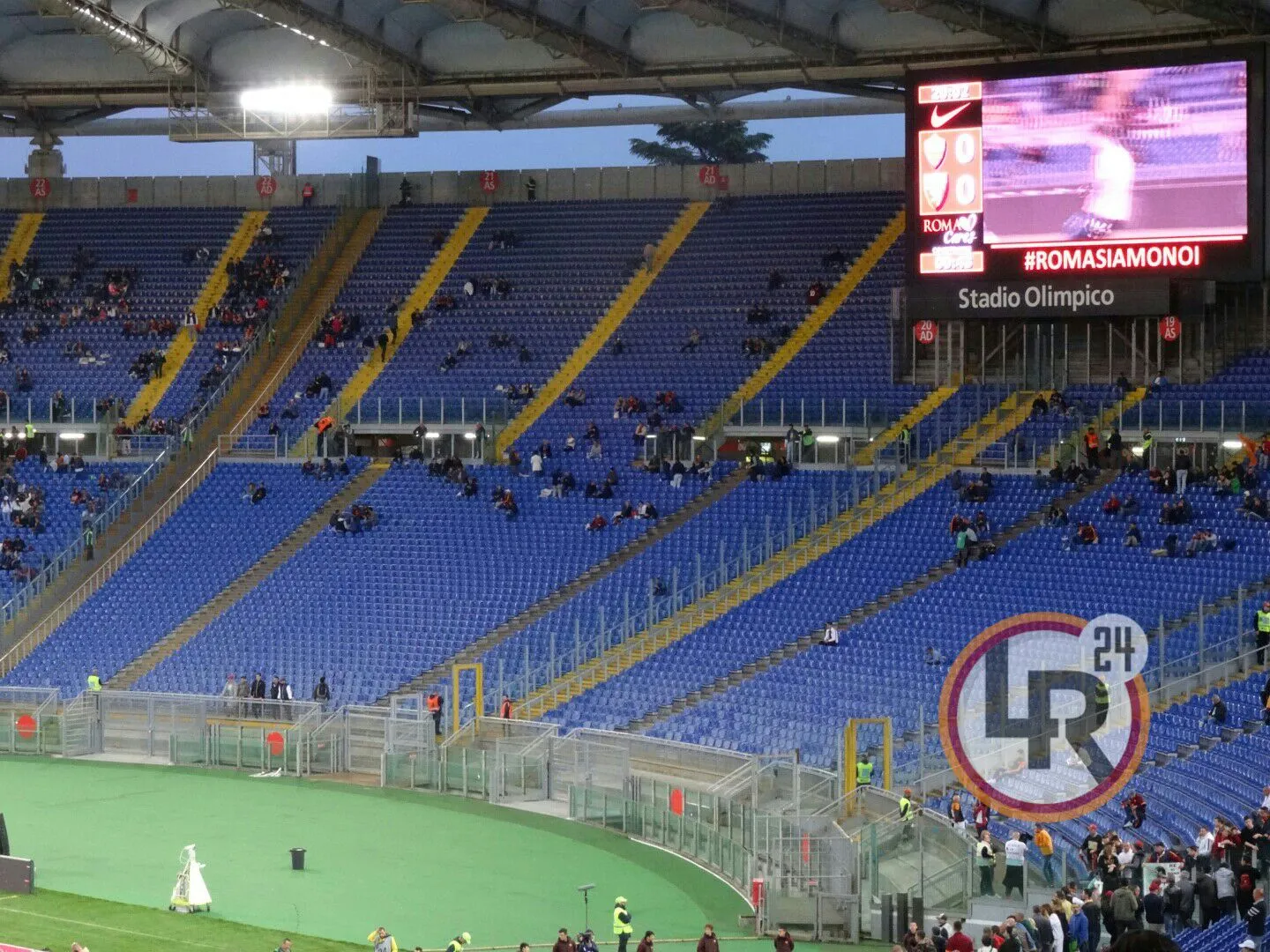 curva sud vuota