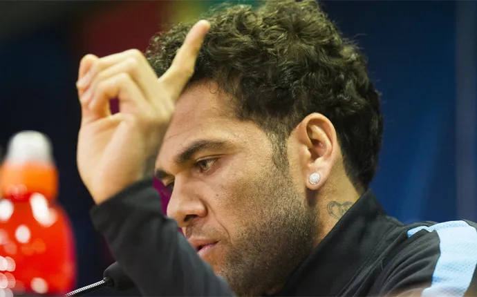 dani alves veto las preguntas los periodistas marca 1448281470074
