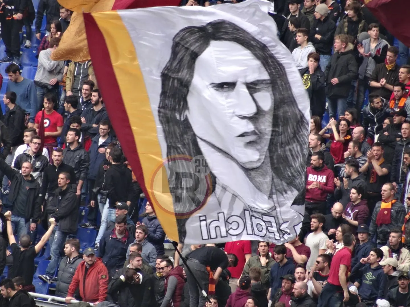 de falchi bandiera sud roma napoli 040415