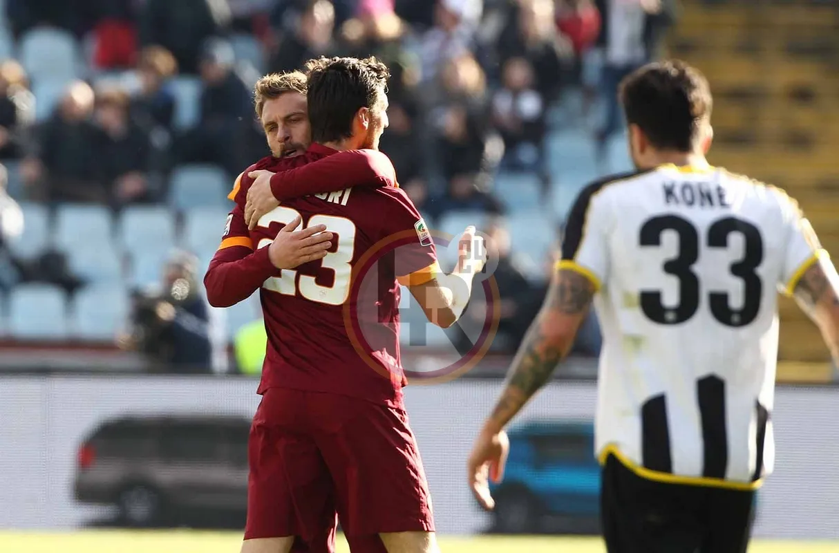 de rossi astori abbraccio lr24