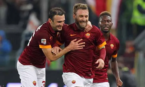 de rossi corsa esultanza sorriso roma cesena