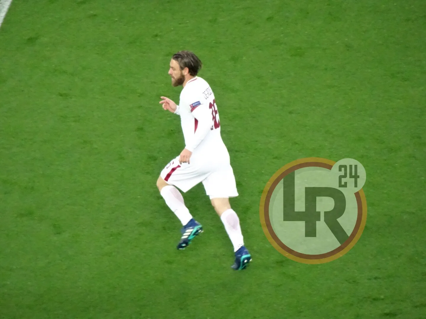 de rossi liverpool roma