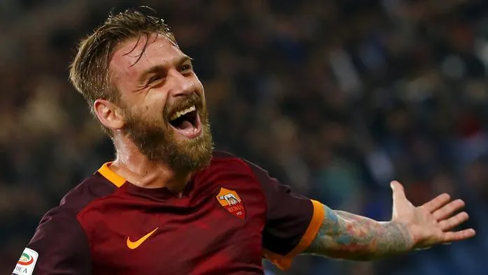 de rossi sorriso esultanza roma empoli