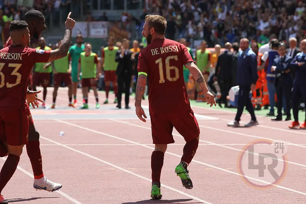 de rossi spalle