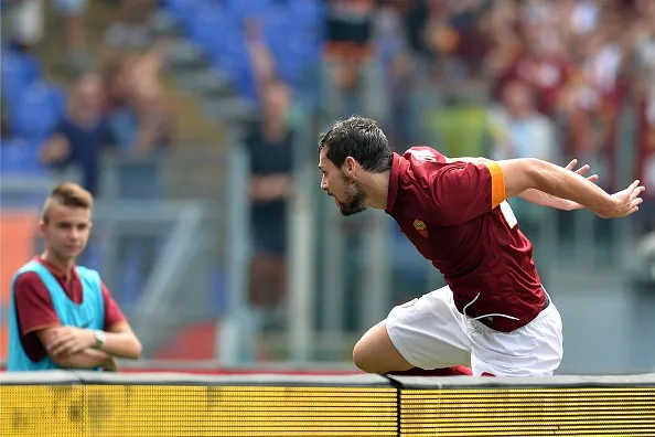 destro corsa dopo gol roma cagliari