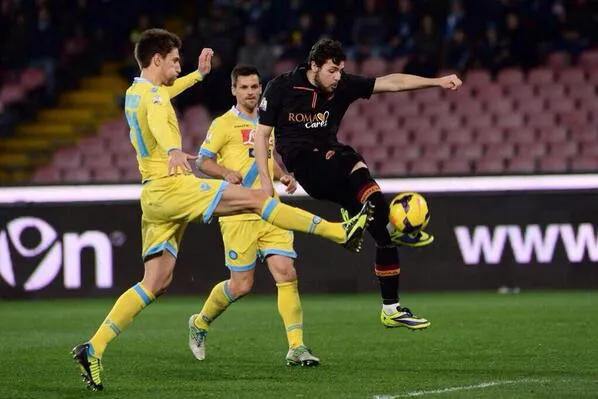 destro fernandez contrasto napoli roma ci