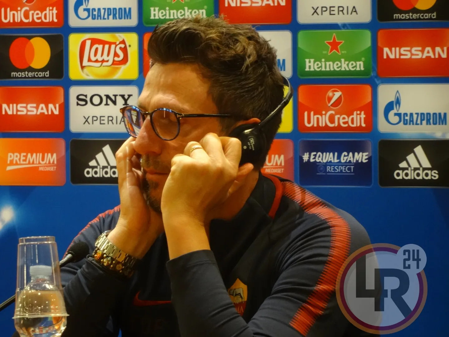 di francesco ascolta conf stampa
