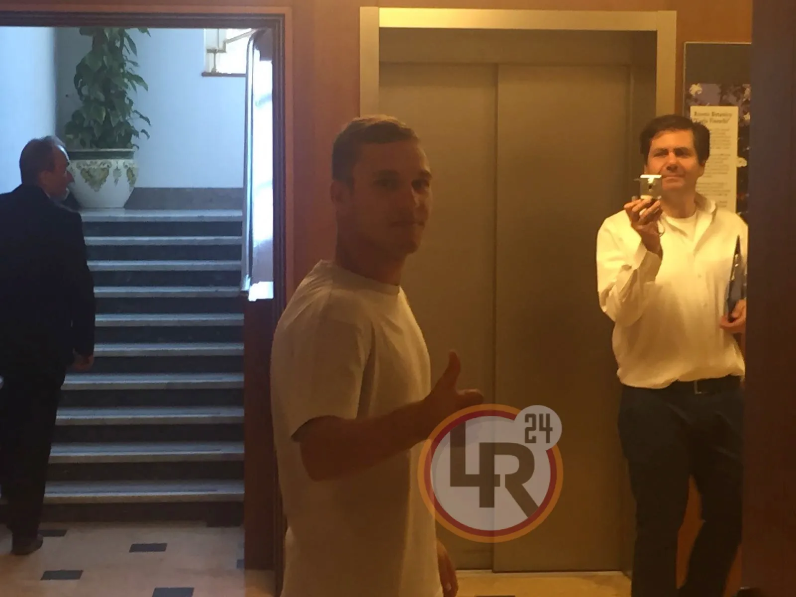 di livio villa stuart lr24