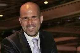 di20biagio20sorriso20centrale20giacca20e20cravatta