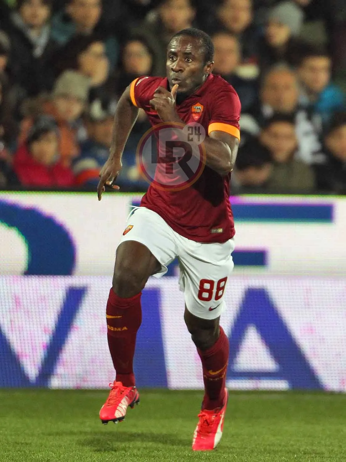 doumbia scatto foto gino cesena roma 22032015