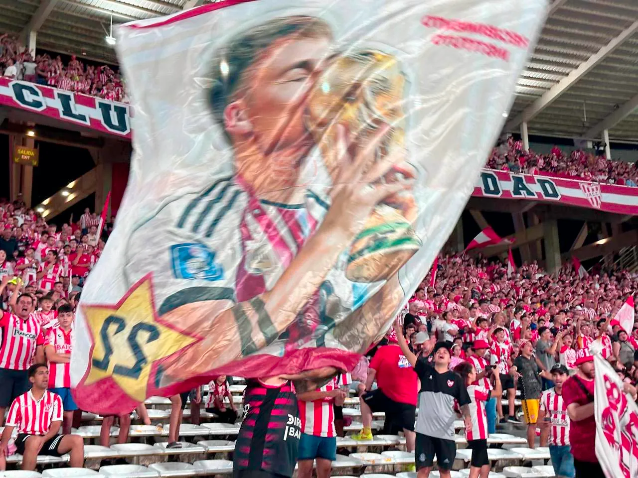 dybala bandiera instituto de cordoba