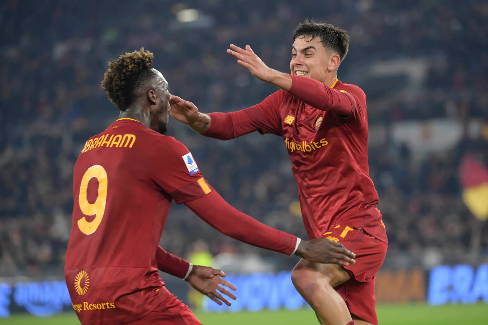 dybala e abraham roma fiorentina 1
