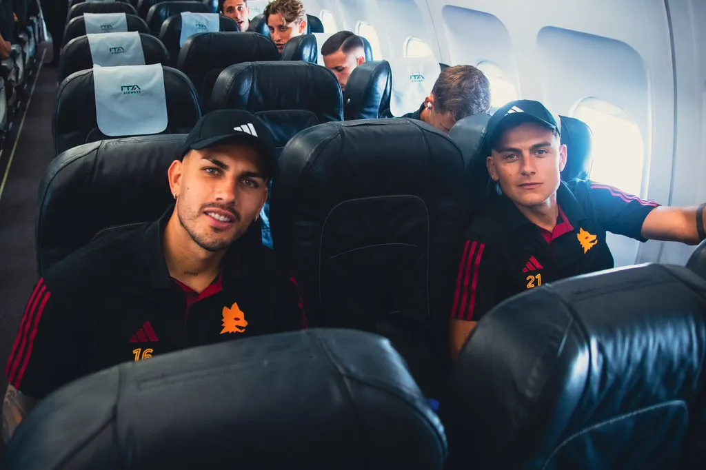 dybala e paredes aereo