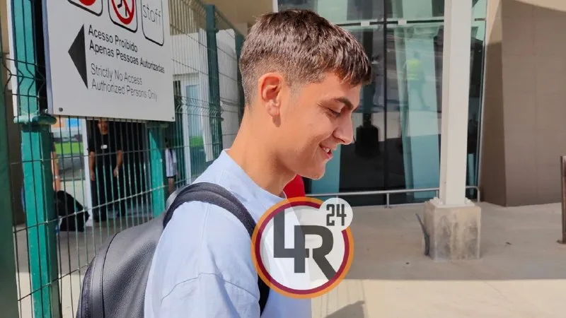 dybala profilo sorriso