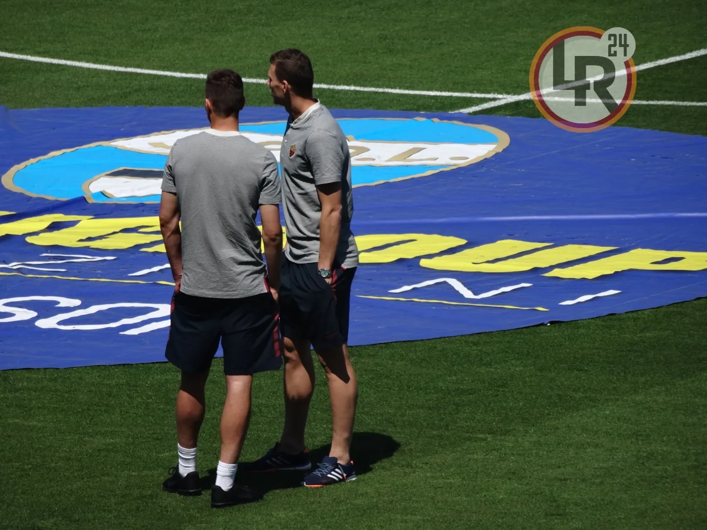 dzeko in campo ferrara