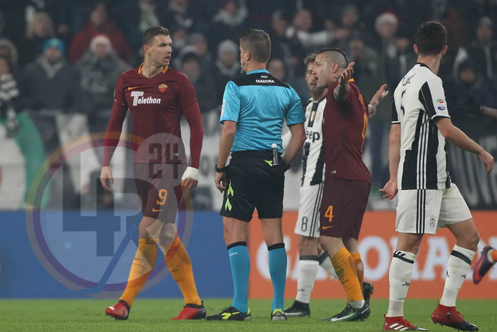 dzeko protesta orsato juve roma