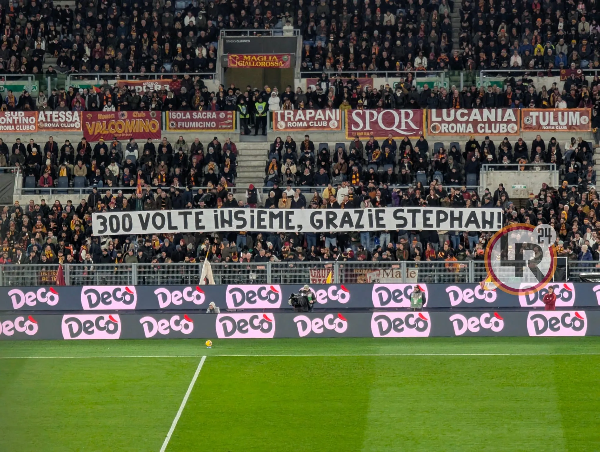 el shaarawy striscione roma napoli