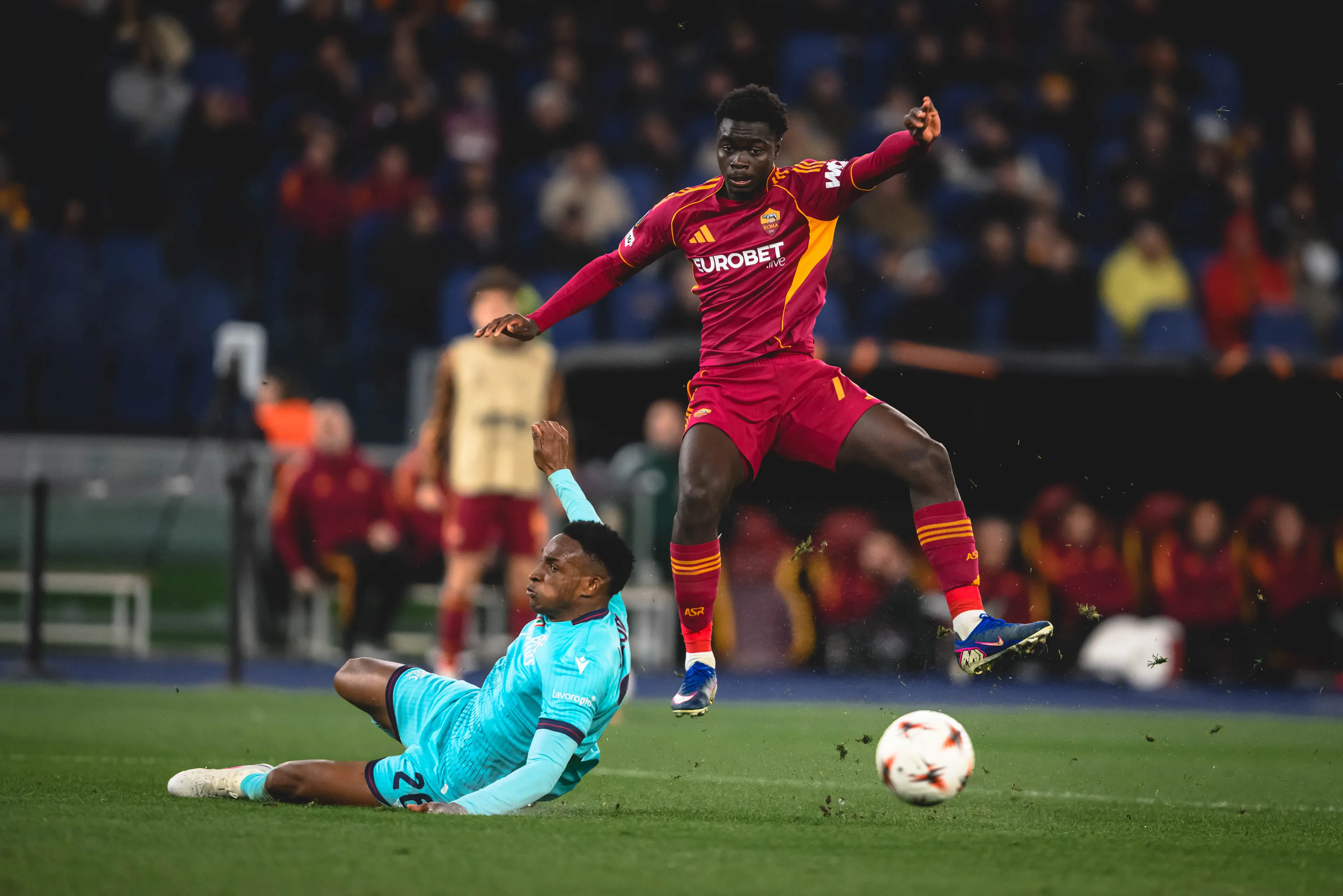 europa league roma bologna vaz lucumi