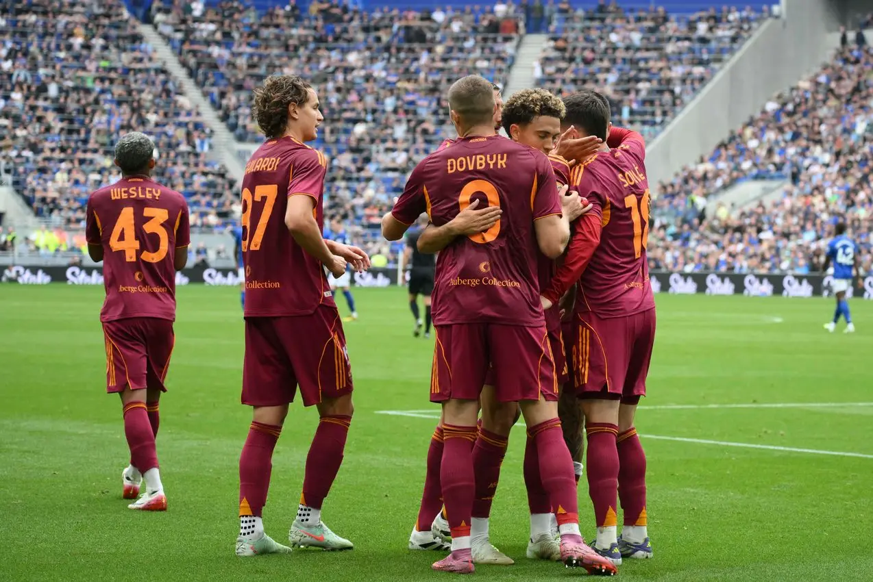 everton roma esultanza squadra 4