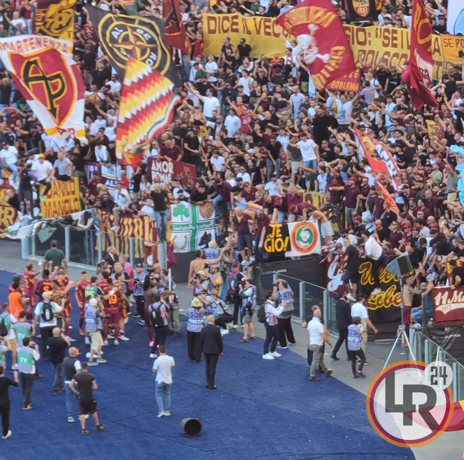 festa roma curva sud derby 1