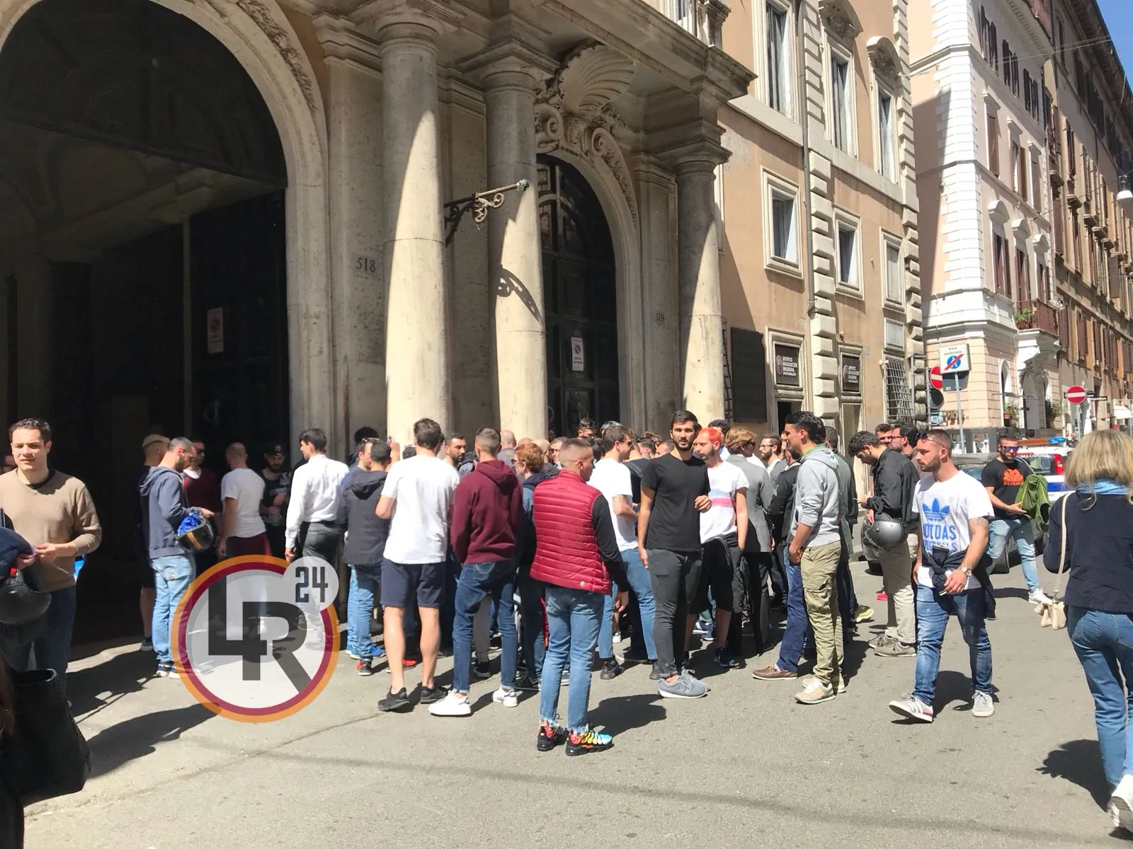 fila roma store via del corso liverpool roma