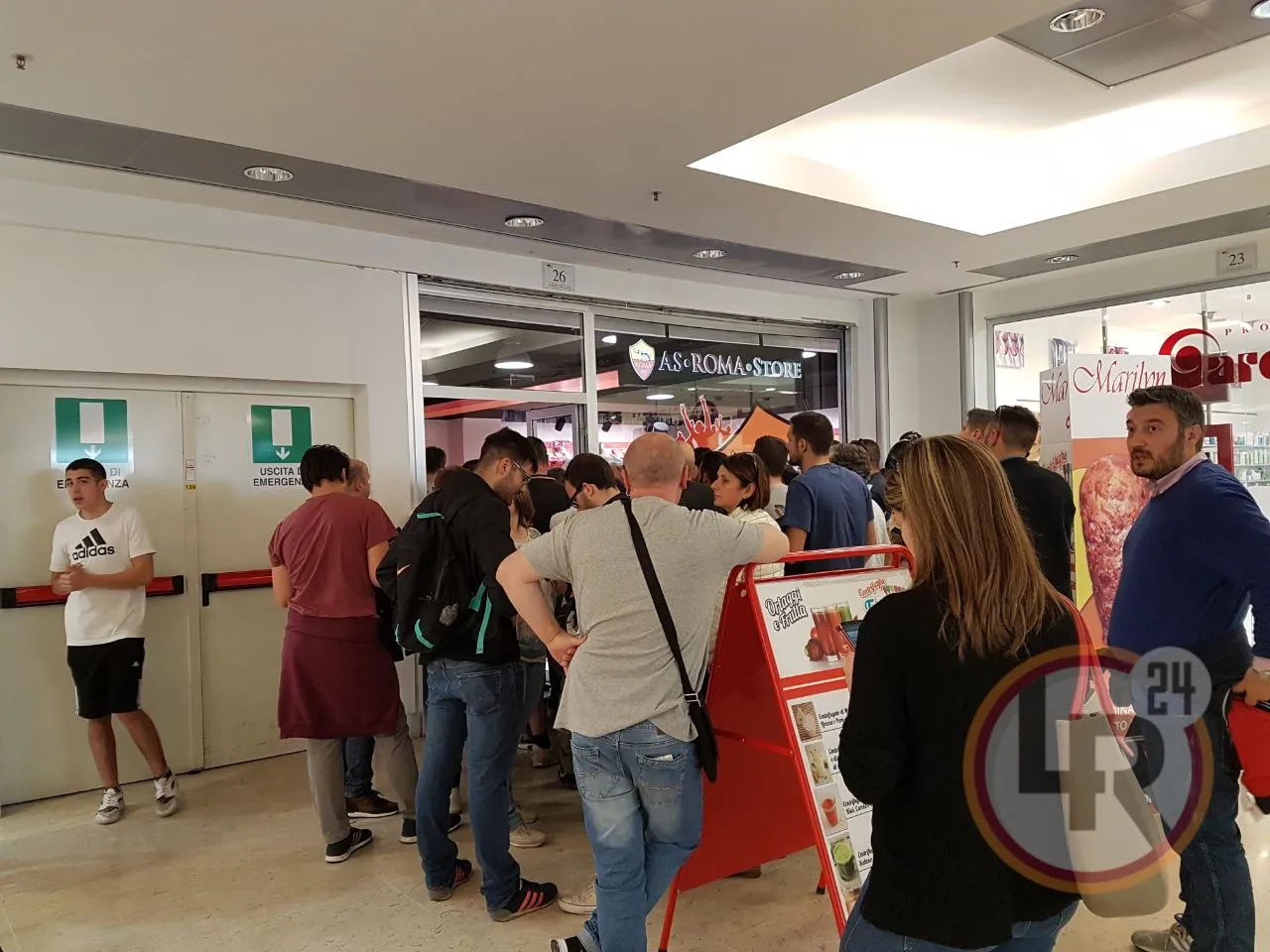 file roma store lr24