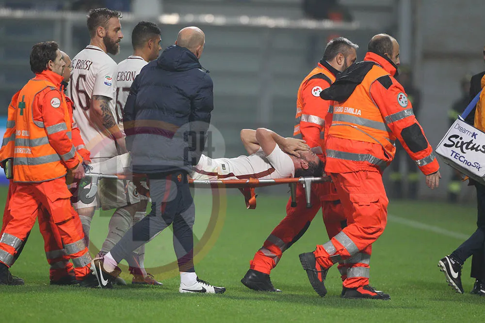florenzi esce in barella sassuolo roma
