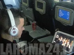 florenzi spalle guarda film aereo orlando 281212