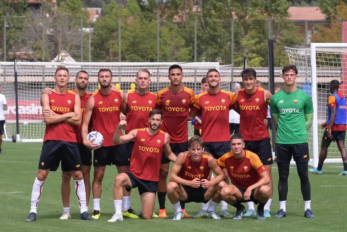 foto squadra allenamento