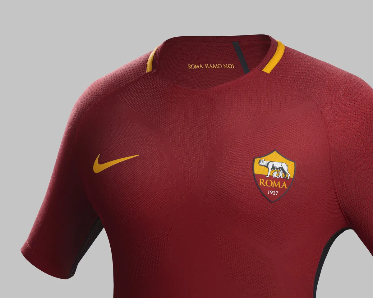fy17 18 club kits h crest match as roma r