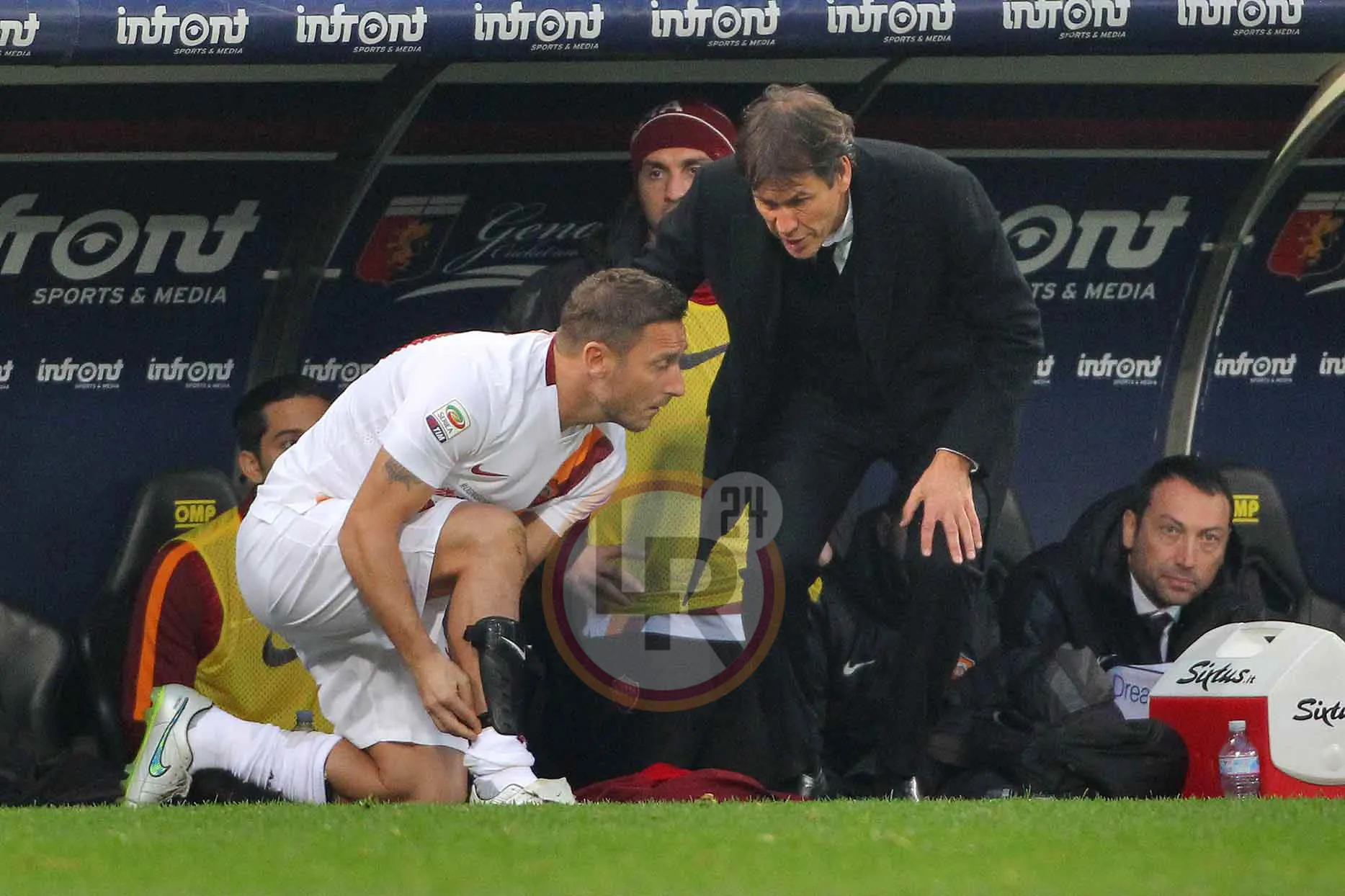 garcia totti cambio genoa roma 141214 mancini