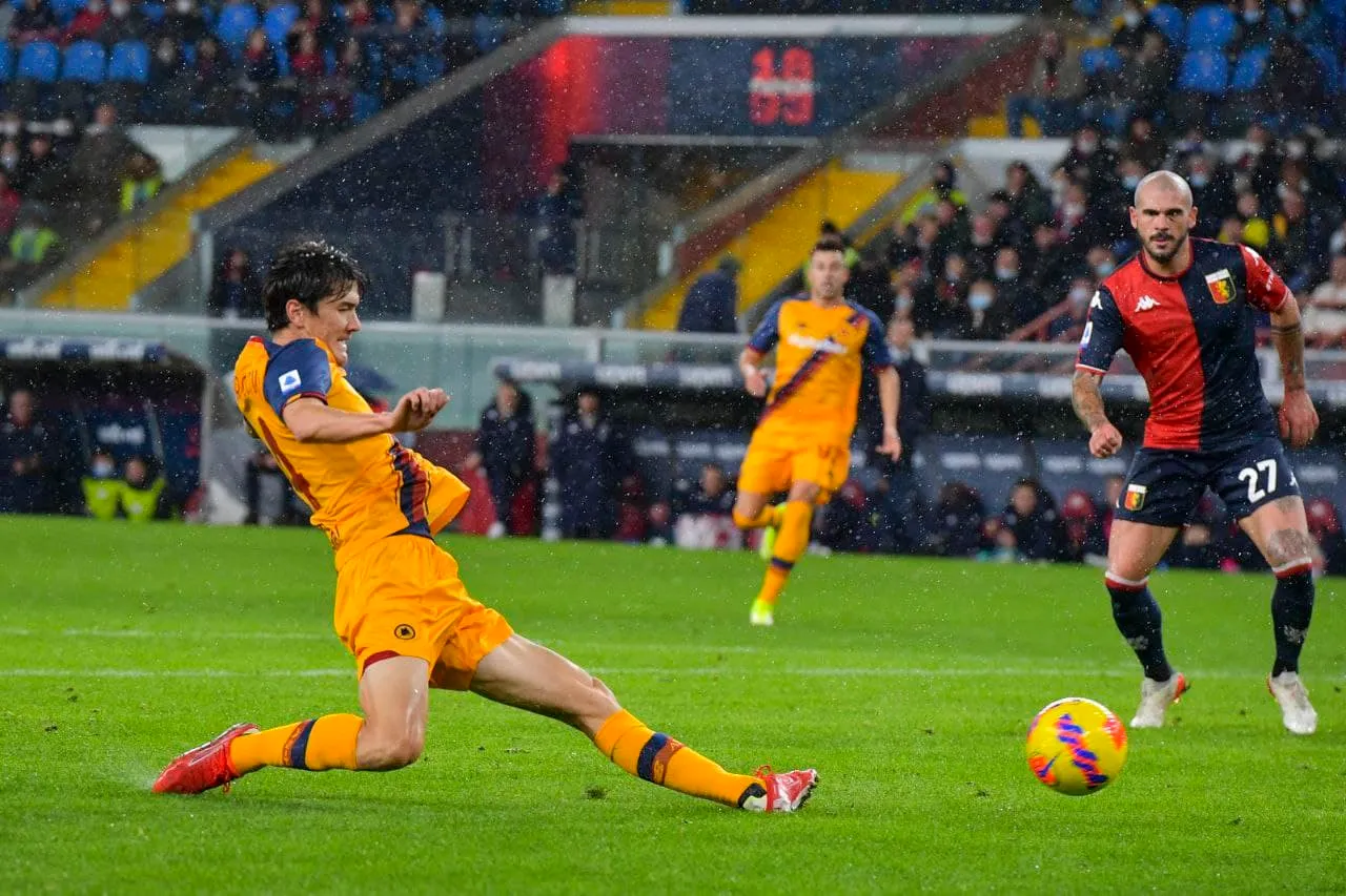 genoa roma shomurodov 1