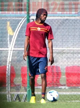 gervinho allen trigoria 06 08 13