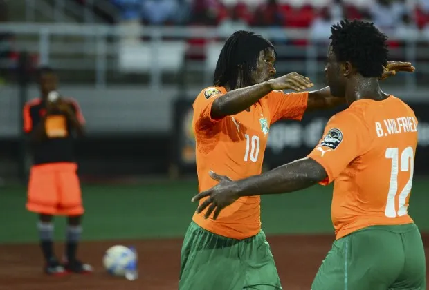 gervinho bony abbraccio costa davorio